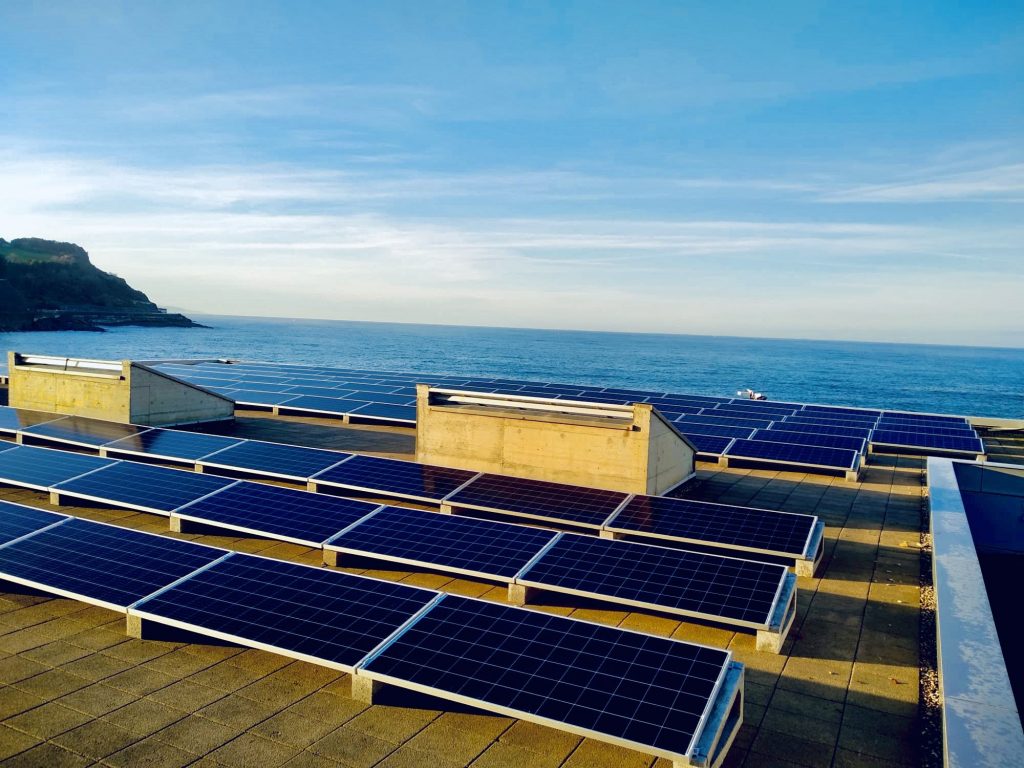 La energía solar lidera el mix eléctrico en España